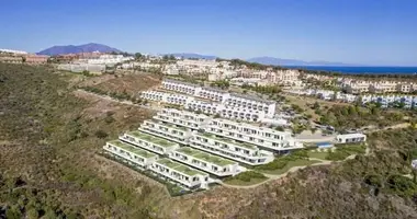 4 bedroom apartment in Manilva, Spain