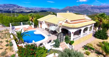 Villa 4 bedrooms with Balcony, with Air conditioner, with Terrace in l Alfas del Pi, Spain