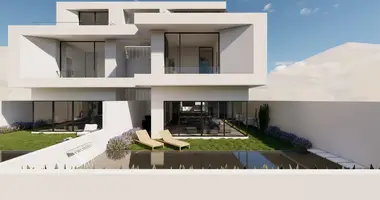 Villa 4 chambres dans Mahmutlar, Turquie