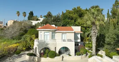 4 bedroom house in Chloraka, Cyprus
