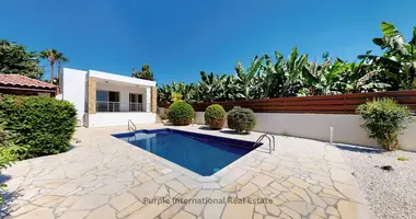 Bungalow 4 chambres dans Kissonerga, Chypre