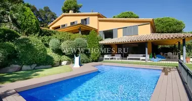 Villa  with Furnitured, with Air conditioner, with Sea view in Spain