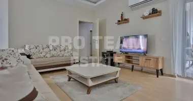 Penthouse 4 zimmer mit Doppelt verglaste Fenster, mit Balkon, mit Möbliert in Muratpasa, Türkei