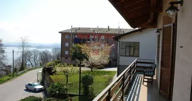 Villa 5 bedrooms in Carcioni, Italy