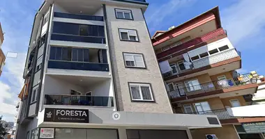 Mieszkanie 3 pokoi w Alanya, Turcja