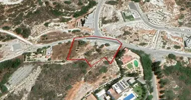 Plot of land in koinoteta agiou tychona, Cyprus