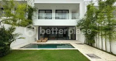Villa 2 bedrooms in Tumbak Bayuh, Indonesia