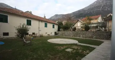 Casa 9 habitaciones en Risan, Montenegro