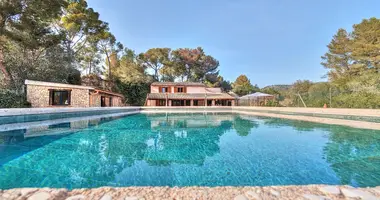Zamek 4 pokoi w Serra de Tramuntana, Hiszpania