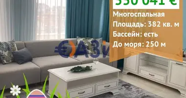5 bedroom apartment in Sveti Vlas, Bulgaria