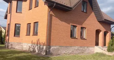 Casa de campo en Brest, Belarús