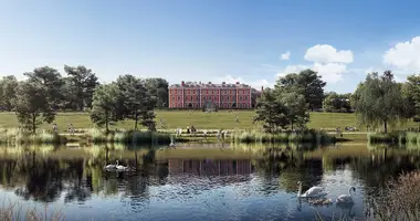 5 bedroom house in Enfield, United Kingdom