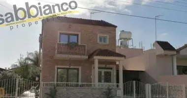 Dom wolnostojący 3 pokoi w Strovolos, Cyprus