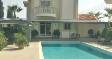 Villa 3 Zimmer mit Schwimmbad, mit Bergblick in Pyrgos Lemesou, Cyprus