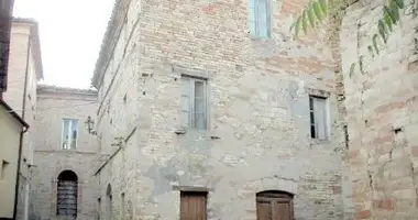 Дом 13 комнат в Терни, Италия