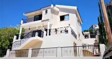 4 bedroom house in Yeroskipou, Cyprus