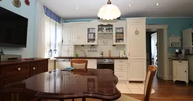 7 room apartment in Krakow, Poland