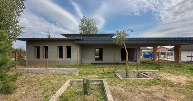 Cottage in Tarasava, Belarus