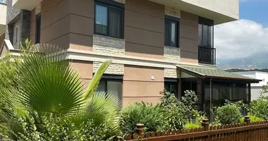 Villa 4 zimmer in Alanya, Türkei