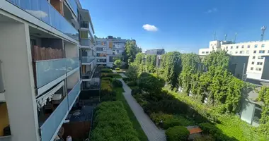 Квартира 3 комнаты в Варшава, Польша