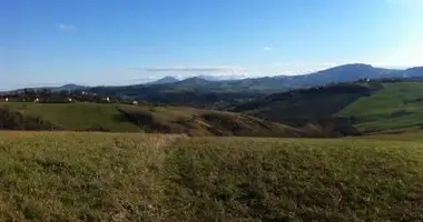 Grundstück in Terni, Italien