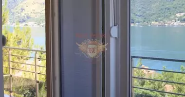 Квартира 3 комнаты в Доброта, Черногория