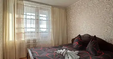 Apartamento 2 habitaciones en Maladetchna, Belarús