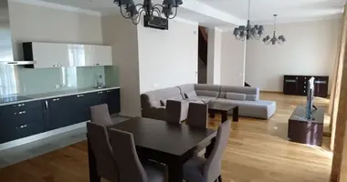 Apartamento 4 habitaciones en Riga, Letonia