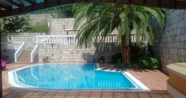 Villa in Petrovac, Montenegro