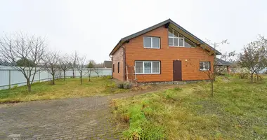 4 room house in Kalodziscanski sielski Saviet, Belarus