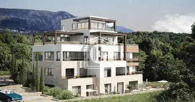 Apartamento 3 habitaciones en Tivat, Montenegro