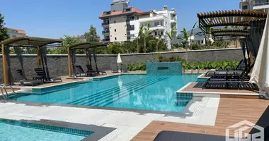 Duplex 3 rooms with parking, with swimming pool, with surveillance security system in Alanya, Turkey