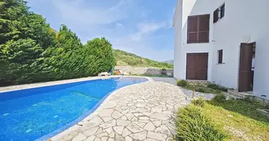 Apartamento 2 habitaciones en Opcina Baska, Croacia