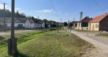 Plot of land in Palkonya, Hungary