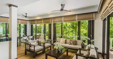 Villa 2 zimmer mit Doppelt verglaste Fenster, mit Möbliert, mit Klimaanlage in Ban Kata, Thailand