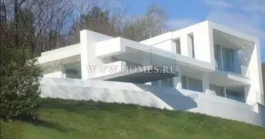 Villa  with Air conditioner, with Garden, with Internet in Arona, Italy