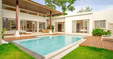 Villa 4 bedrooms with parking, new building, with Air conditioner in Phuket, Thailand