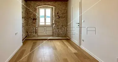 5 room apartment in Sibenik, Croatia