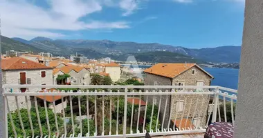 Appartement 4 chambres avec Vue sur la mer dans Budva, Monténégro