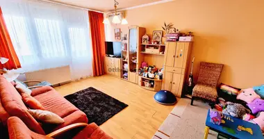 Mieszkanie 2 pokoi w Vac, Węgry