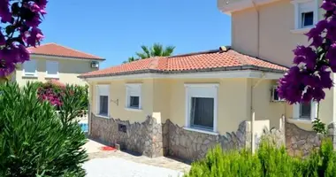 Villa 4 Zimmer mit Meerblick, mit Schwimmbad, mit Bergblick in Alanya, Türkei