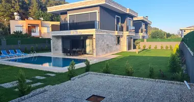 Wohnung 5 Schlafzimmer in Kemer, Türkei
