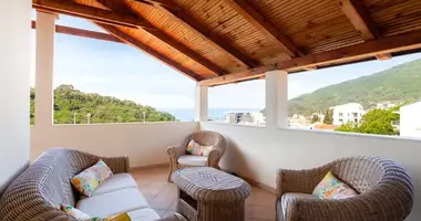 Apartamento 2 habitaciones en Petrovac, Montenegro