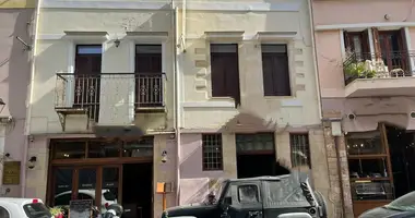 Commercial property 160 m² in Chania Municipality, Greece