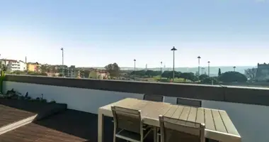 Duplex 3 bedrooms in Belem, Portugal