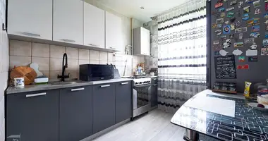 Apartamento 4 habitaciones en Minsk, Belarús