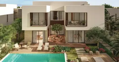 Villa 4 bedrooms with Balcony, with Furnitured, with parking in Abu Dhabi Emirate, UAE