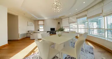 Apartamento 3 habitaciones en Budva, Montenegro