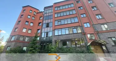 Wohnung 4 zimmer in Minsk, Belarus
