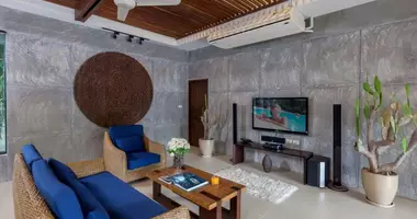 Villa 5 bedrooms with Furnitured, with Air conditioner, with private pool in Phuket, Thailand